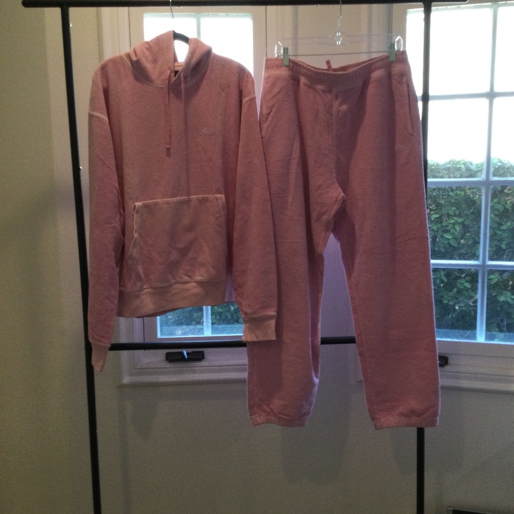 Mens set sweater size XL pans size L brand Astussy